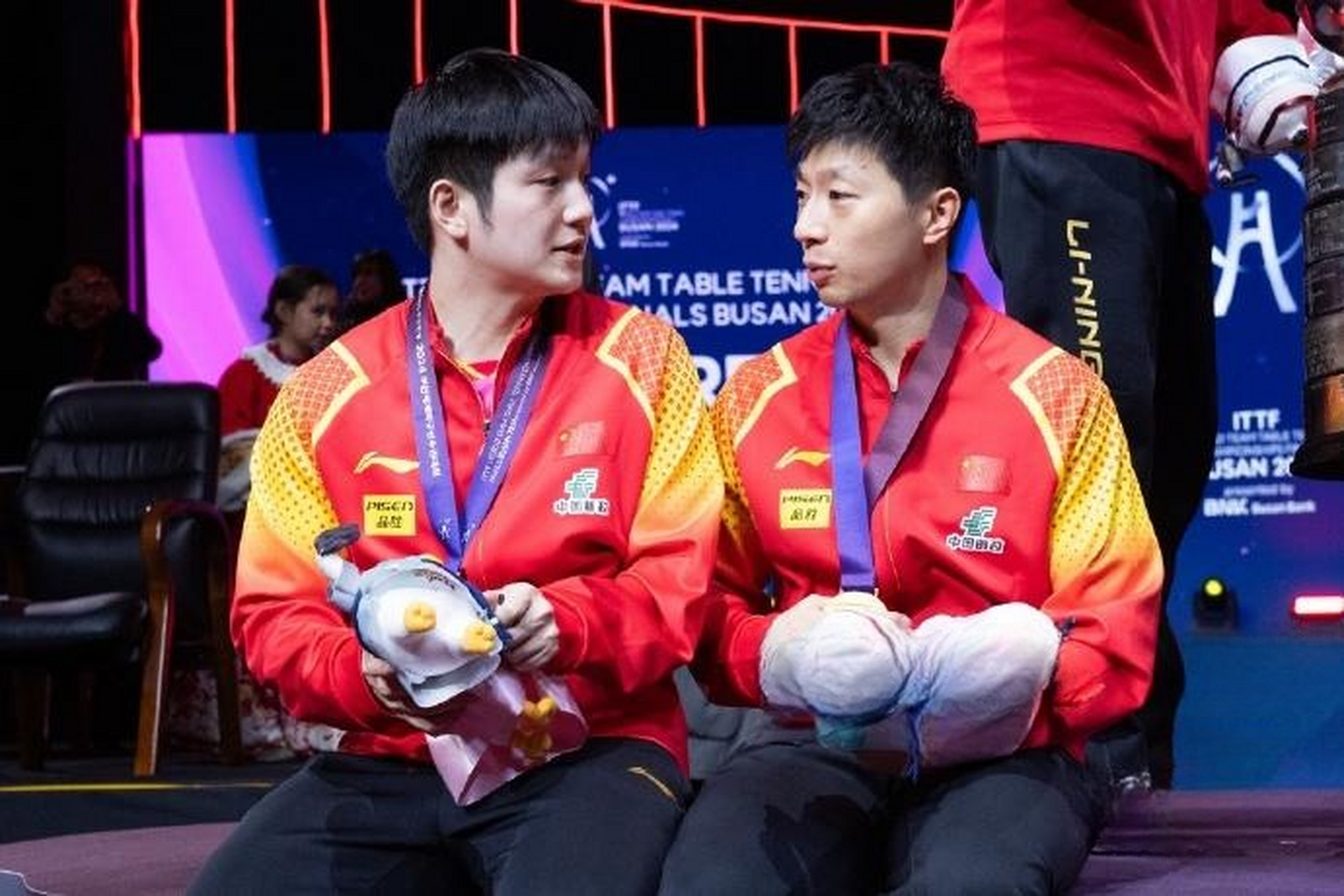 不莱梅连胜收官，缔造完美战绩
