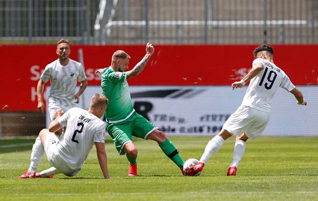 汉诺威96在客场战胜对手,迎来了一场来之不易的胜利 汉诺威96在客场战胜对手,迎来了一场来之不易的胜利