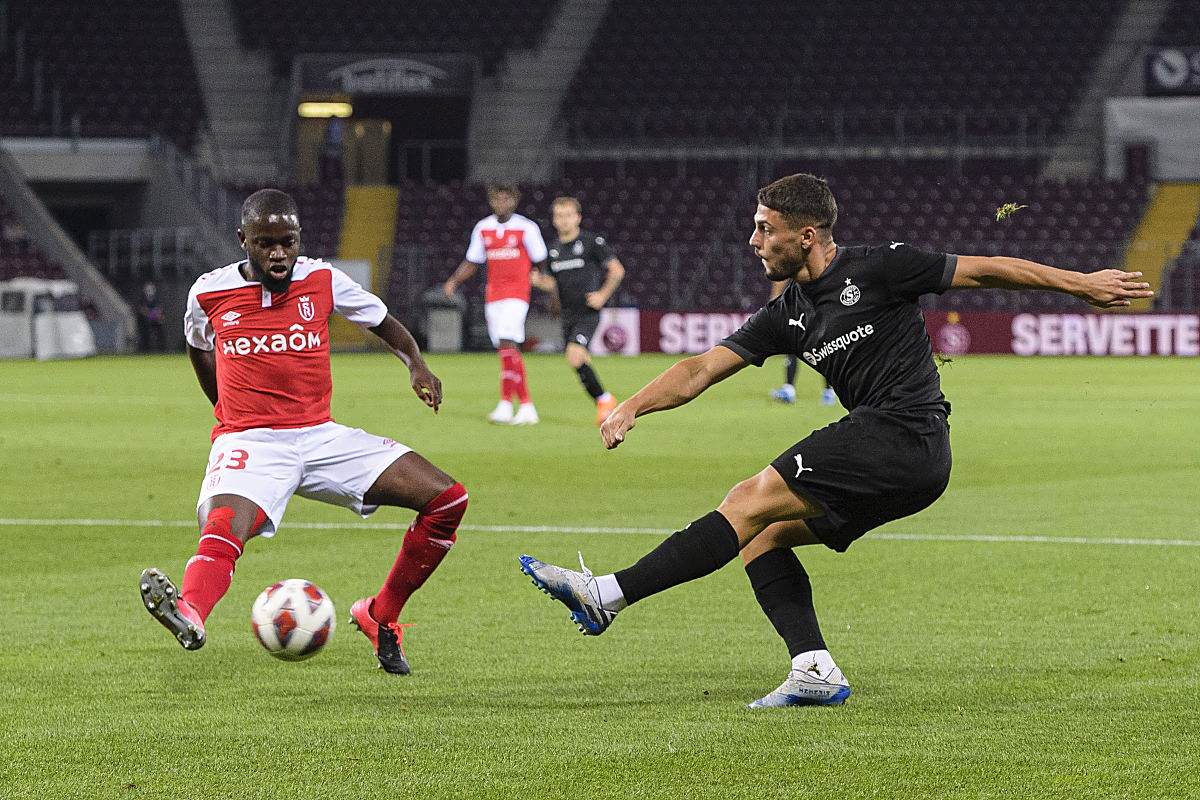 马赛客场击败图卢兹,继续领跑 马赛客场击败图卢兹,继续领跑