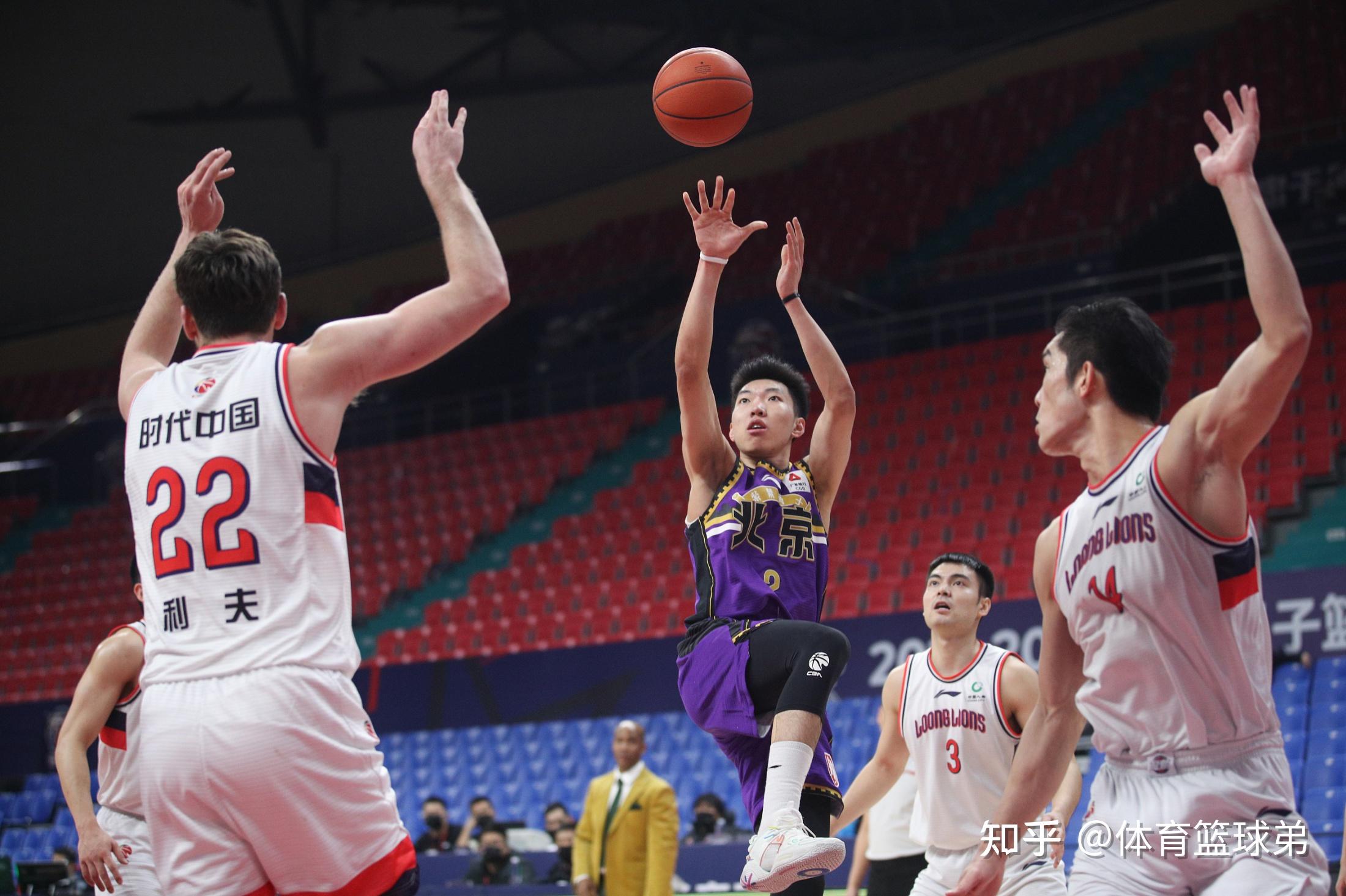 利记平台-战术调整灵活，助球队击败强敌晋级