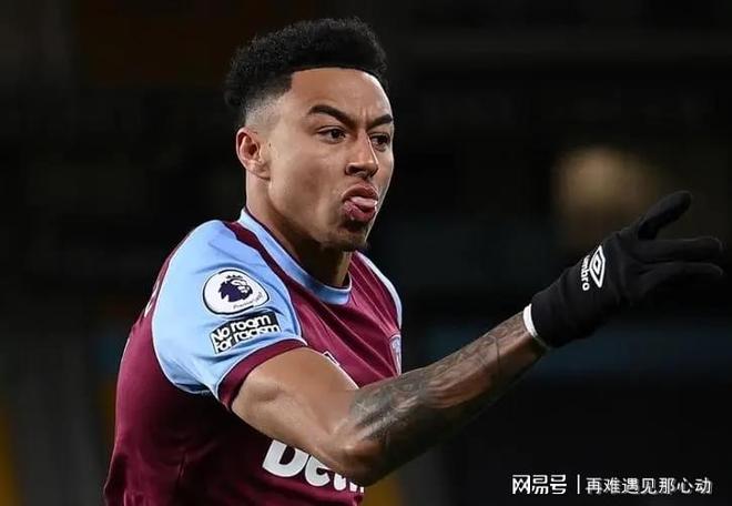 西汉姆联逼平南安普顿,遭遇不胜压力 西汉姆联逼平南安普顿,遭遇不胜压力