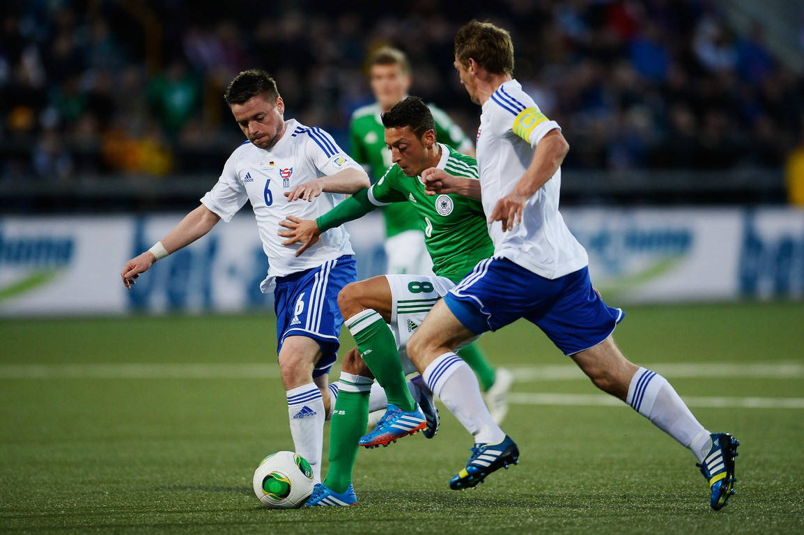 捷克队实力不俗,欧预赛反击展现决心 捷克队实力不俗,欧预赛反击展现决心